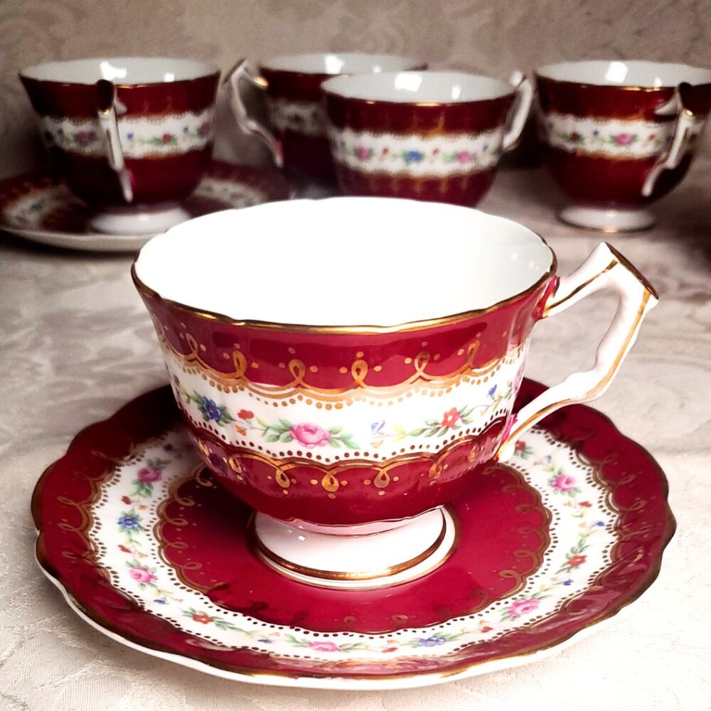 6 Vintage Aynsley Bone China Tea Cups & Saucers – Set of 6